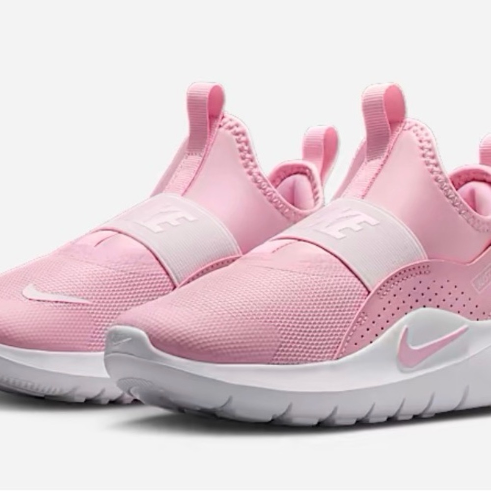 Nike Kids Flex Runner 4 in pink size 2Y new in box